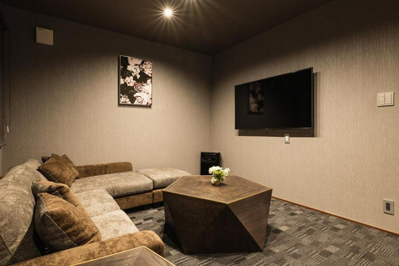 Grand Base Haruyoshi Aparthotel Fukuoka  Exteriör bild