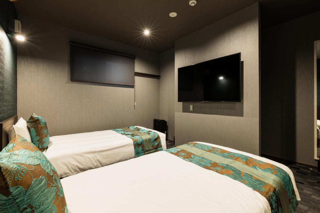 Grand Base Haruyoshi Aparthotel Fukuoka  Exteriör bild